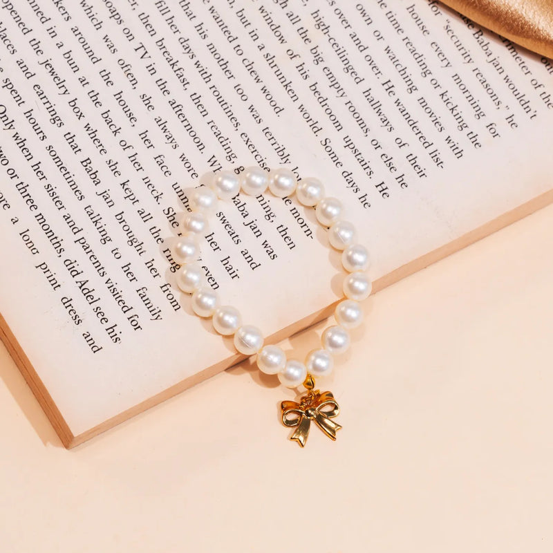Pearl Charm Bow Bracelet