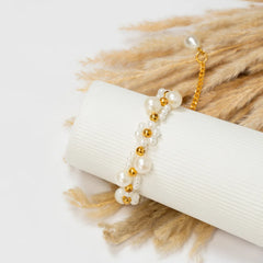 Elegant Daisy Pearl Cluster Bracelet