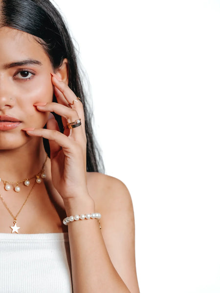 Pearl Charm Bow Bracelet