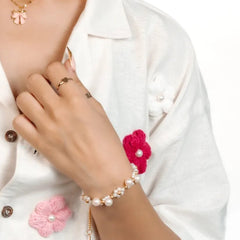 Elegant Daisy Pearl Cluster Bracelet