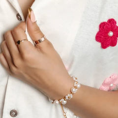 Elegant Daisy Pearl Cluster Bracelet