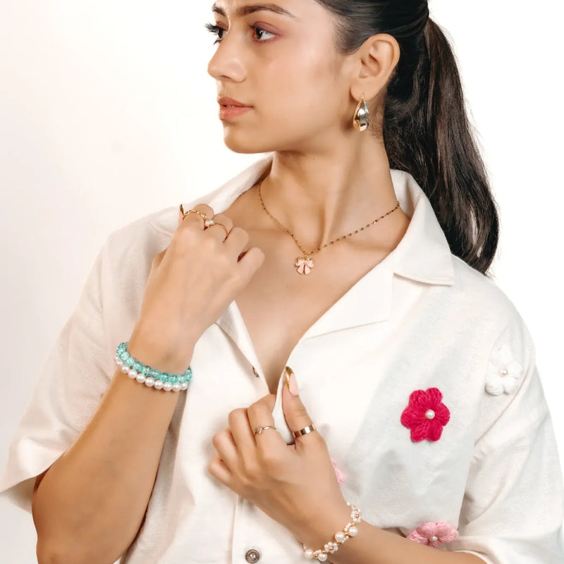 Elegant Pink Bow Necklace