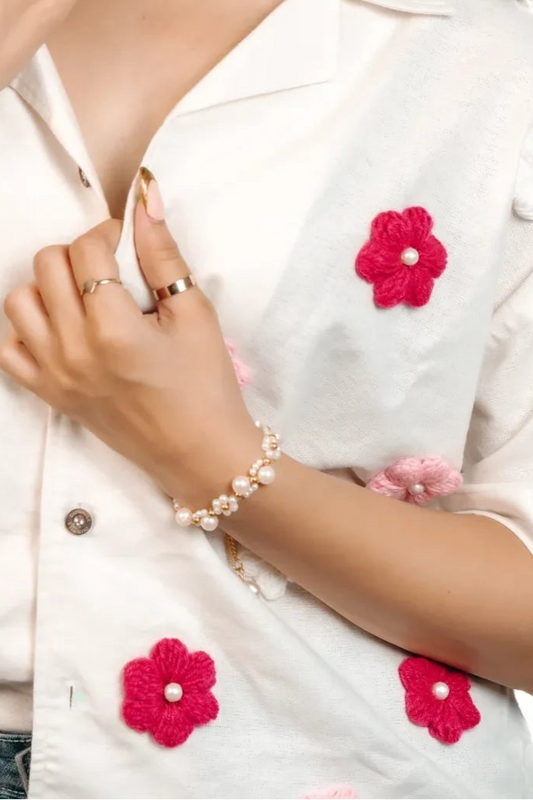 Elegant Daisy Pearl Cluster Bracelet